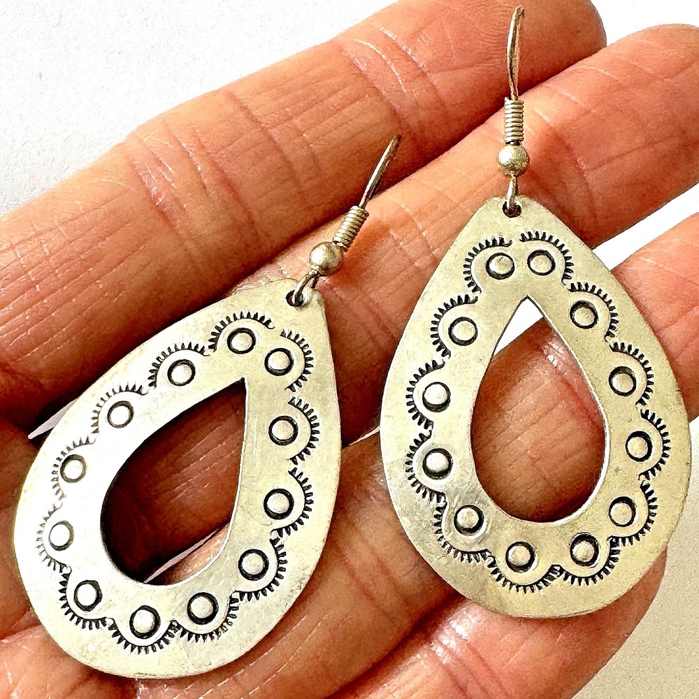 Navajo VTG Forward Hoop Earrings Stampwork Douglas Etsitty 2.5in Dangle Sterling